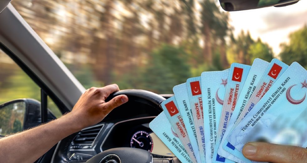 Ehliyet Sınıfları Nelerdir? Hangi Araçları Kullanır?